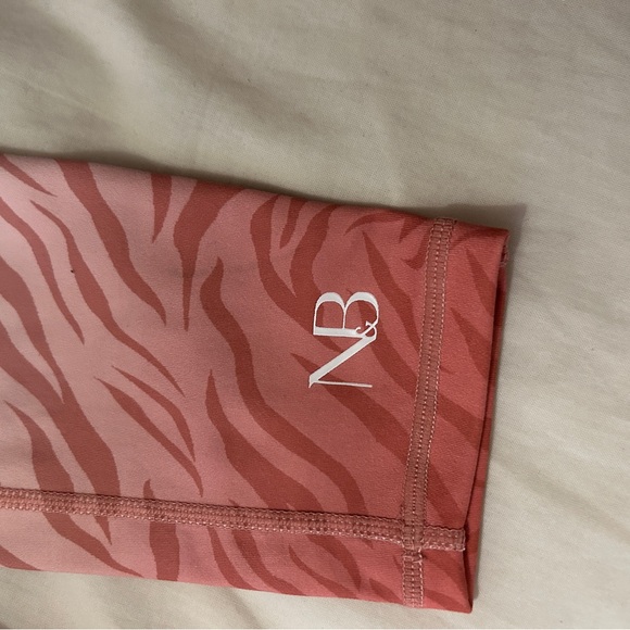 Custom made red and white zebra gym leggings - Picture 3 of 3